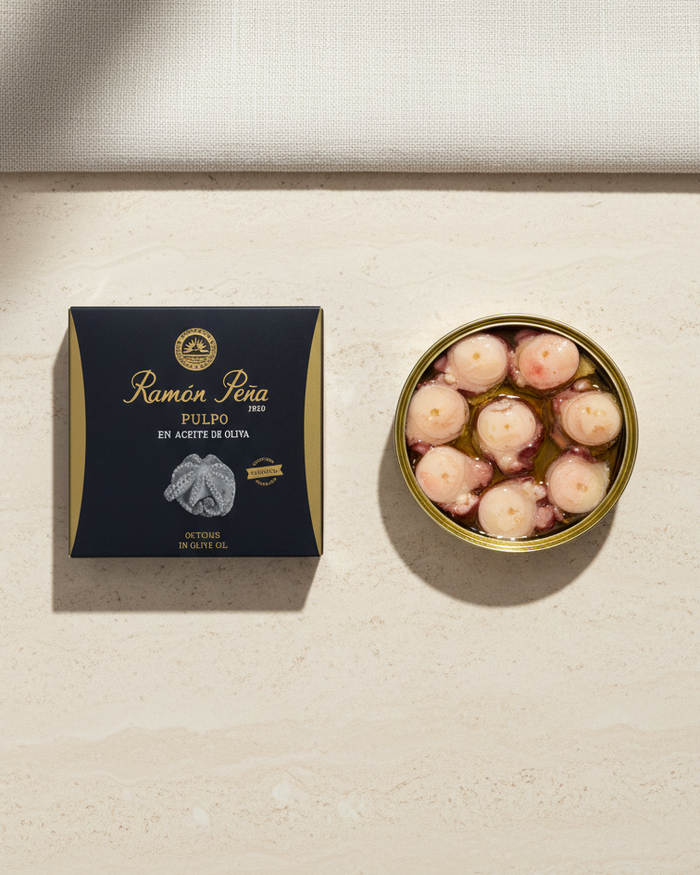 Ramón Peña (Gold Line): Octopus Medallion in Olive Oil